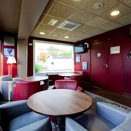 Campanile Creteil - Sur Marne Hotel 3*