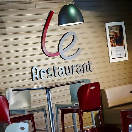 Hotel Campanile Creteil - Sur Marne 3*