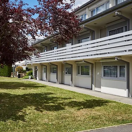 Hotel Campanile Creteil - Sur Marne 3*