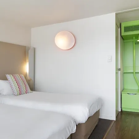 Hotel Campanile Creteil - Sur Marne 3*