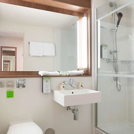 Campanile Creteil - Sur Marne 3*