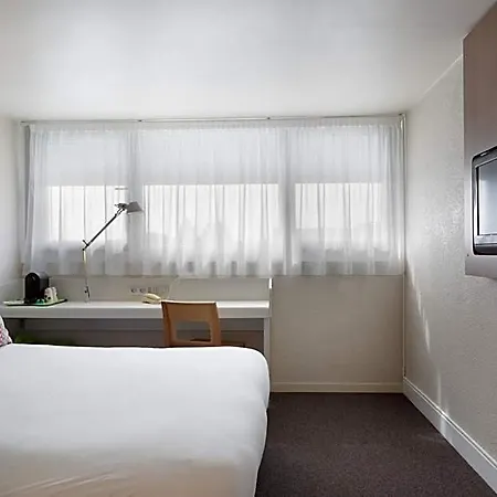 Campanile Creteil - Sur Marne Hotel 3*