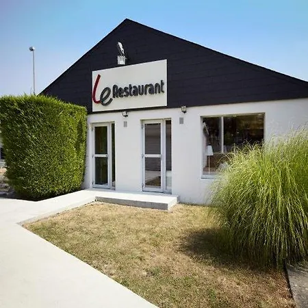 Campanile Creteil - Sur Marne 3*